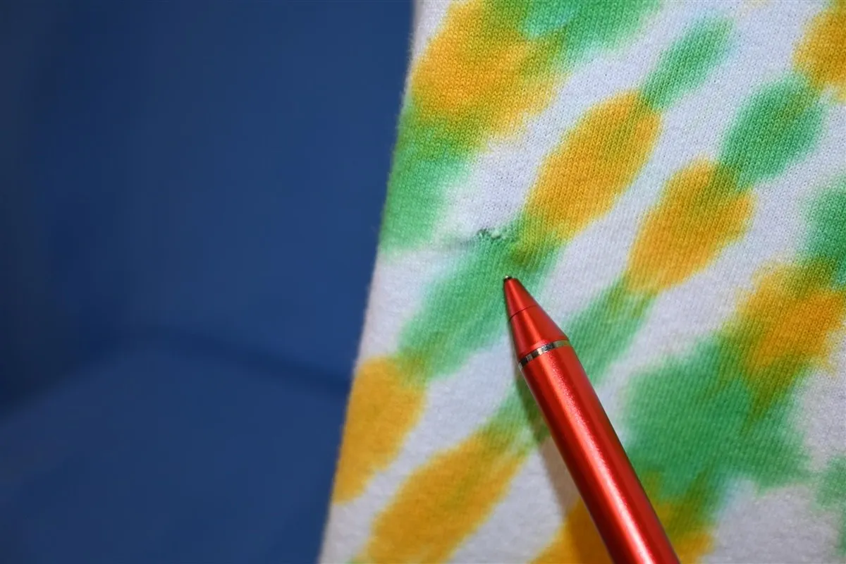 90s Spiral Tie Dye Green Yellow t-shirt Extra Large