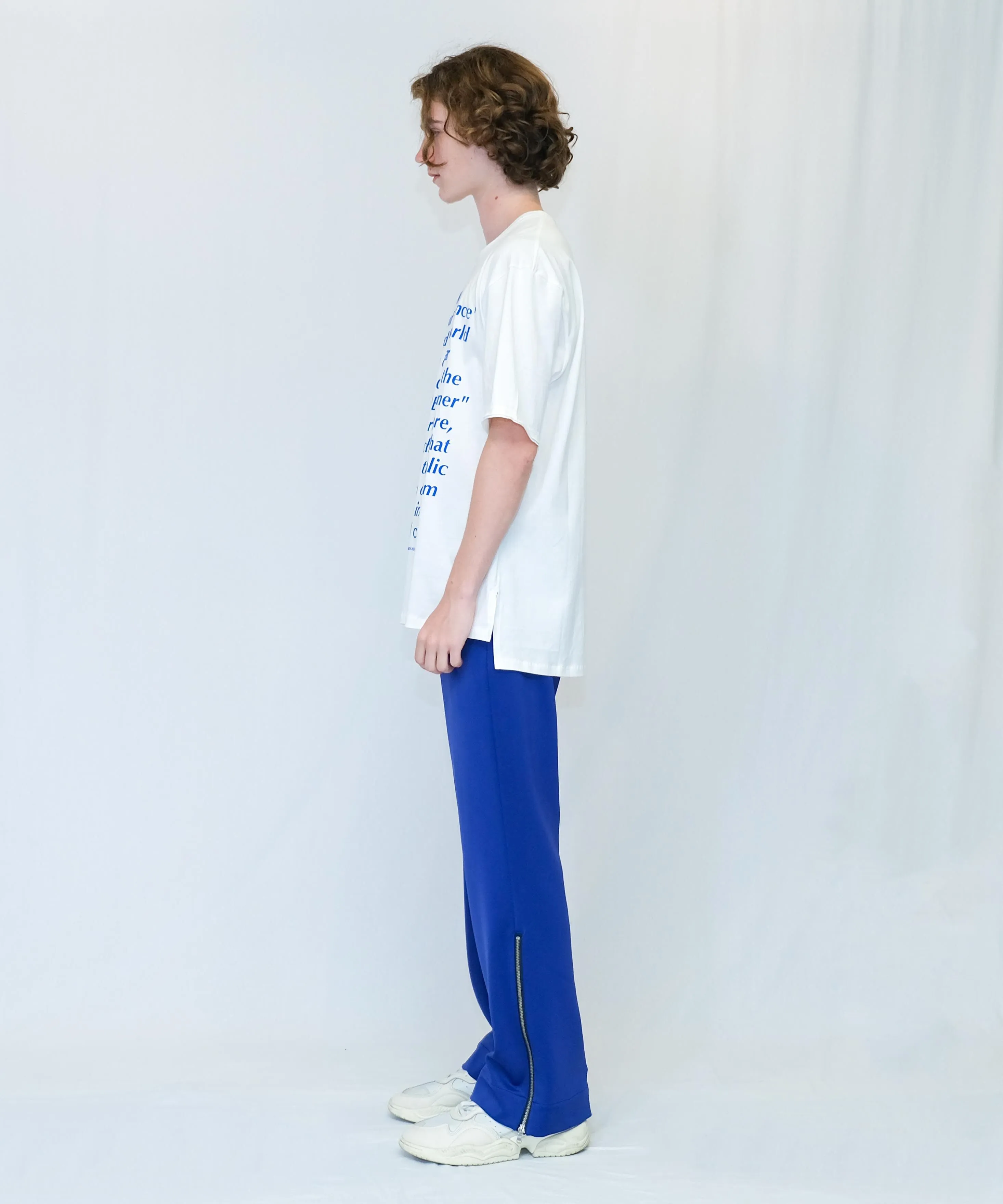GRAPHIC T-SHIRT"SLOGAN"