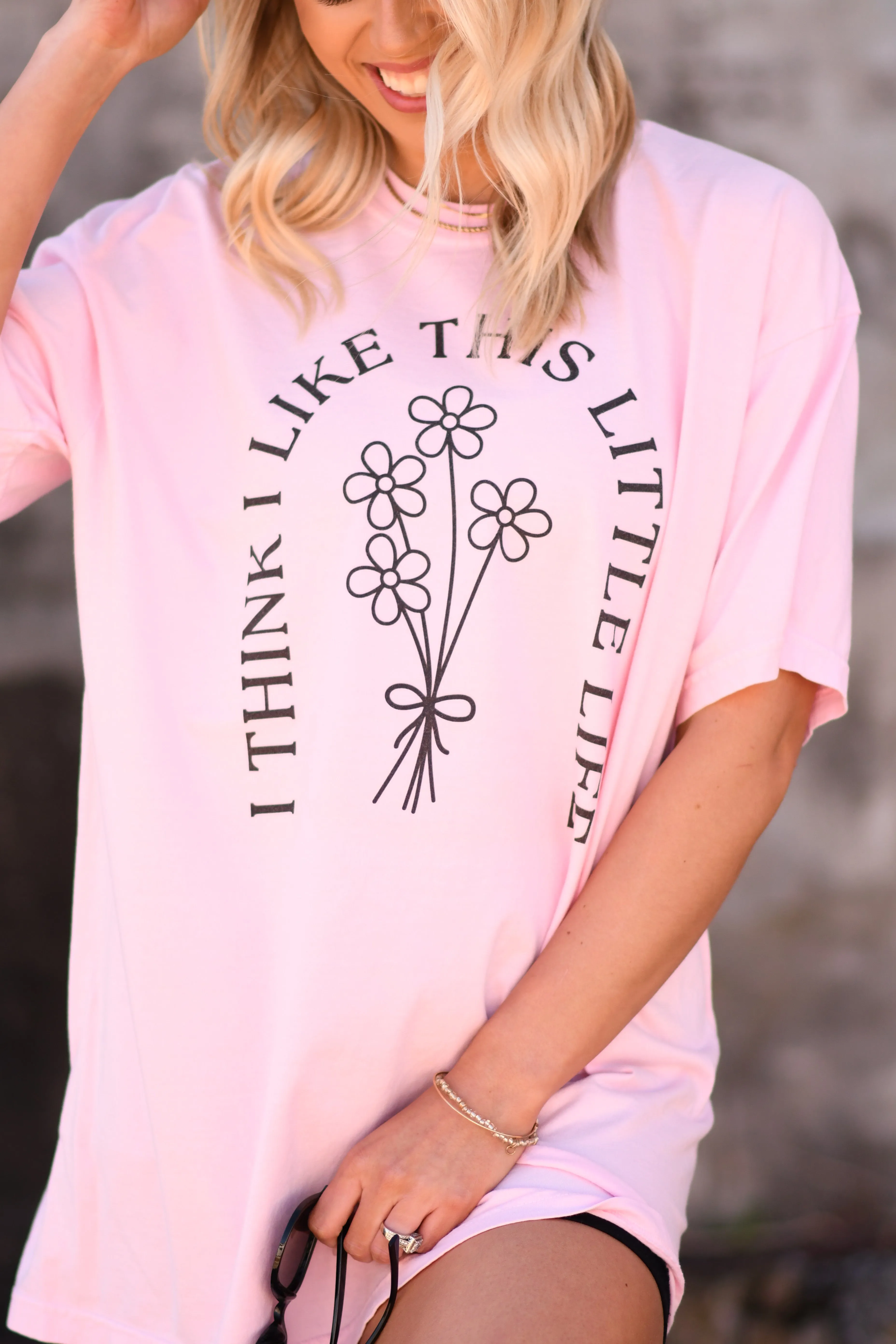 I like this little life tee
