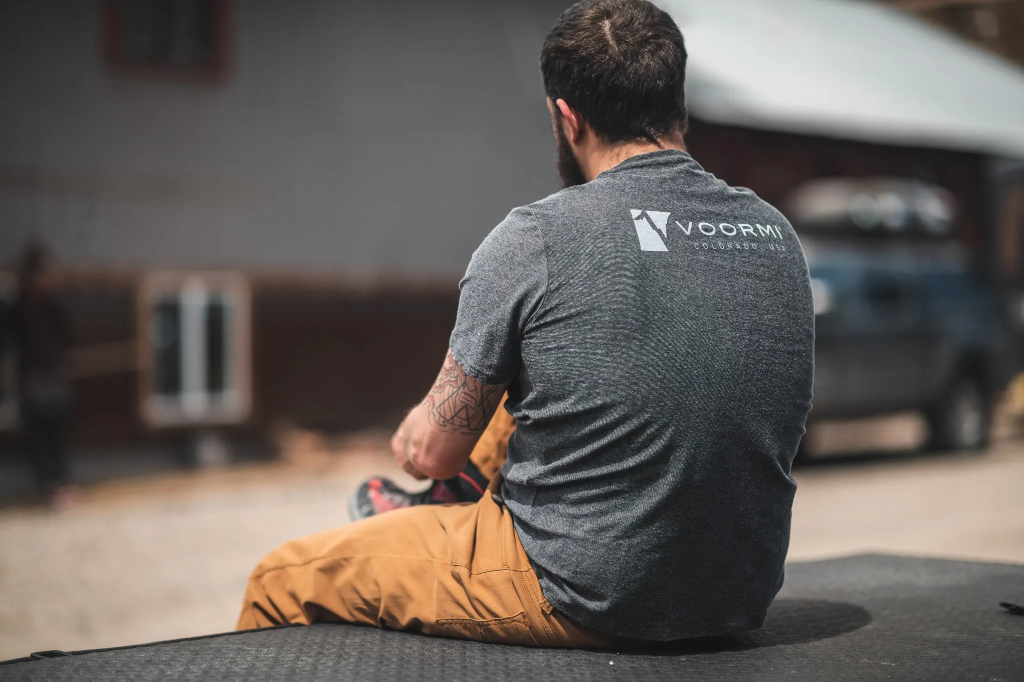 Short Sleeve Tee - VOORMI Logo