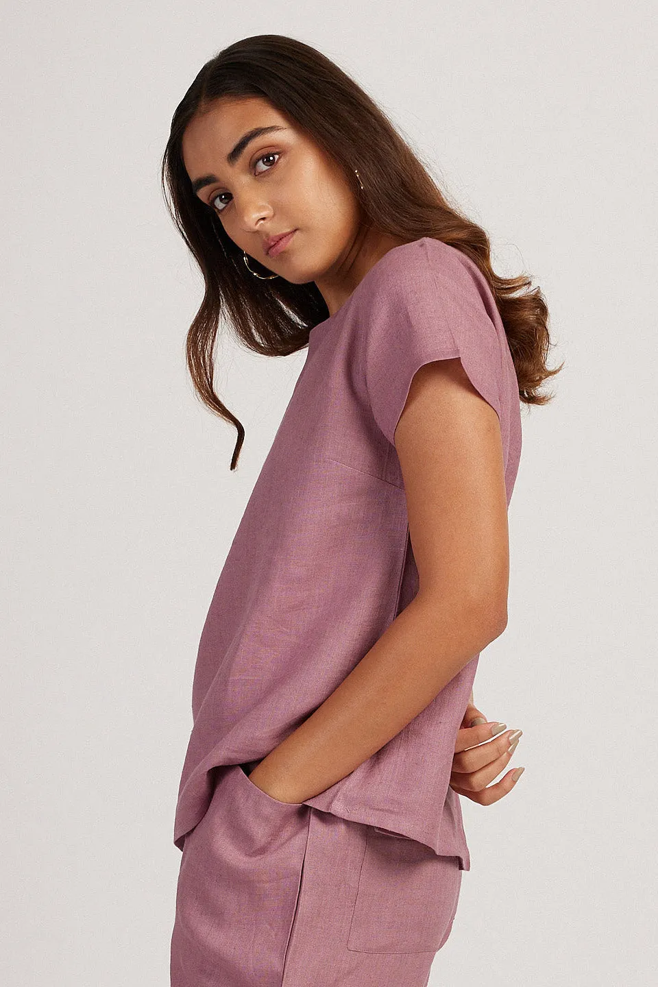 The Linen Boat Neck Top